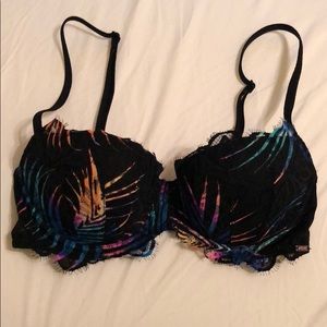 Victoria secret date push up bra 34b
